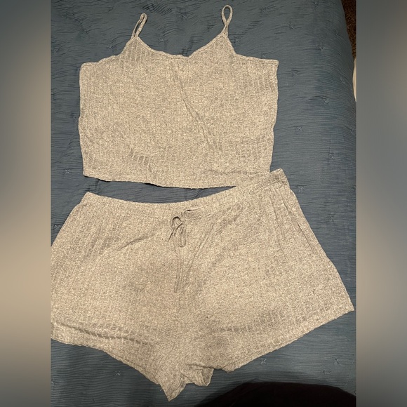 Pajama Set - Picture 1 of 1